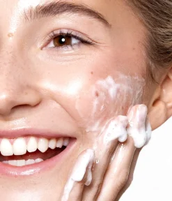 CAIA Cosmetics Oljig/ Kombinerad Hy|Ansiktsrengöring<ACTIVE CLEANSING GEL