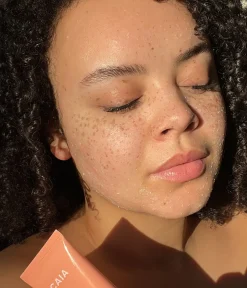 CAIA Cosmetics Glow Series|Peeling<AHA HONEY