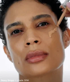 CAIA Cosmetics Smink<CAIA ESSENTIALS KIT