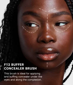 CAIA Cosmetics Borstar & Tillbehör|Smink<CONCEAL ME