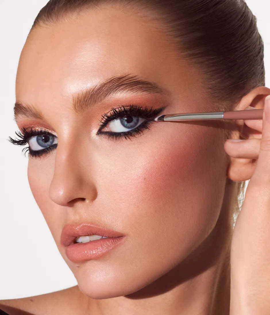 CAIA Cosmetics Ögonskuggsborstar<EYELINER BRUSH 13