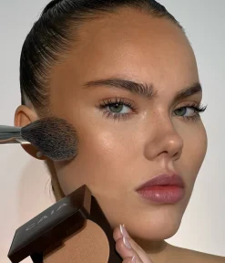 CAIA Cosmetics Bronzer & Contour<MATTE BRONZER
