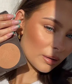 CAIA Cosmetics Bronzer & Contour<MATTE BRONZER
