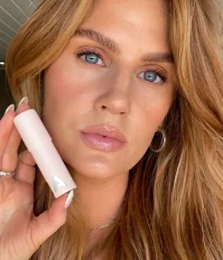 CAIA Cosmetics Smink|Concealer<OUT OF FOCUS